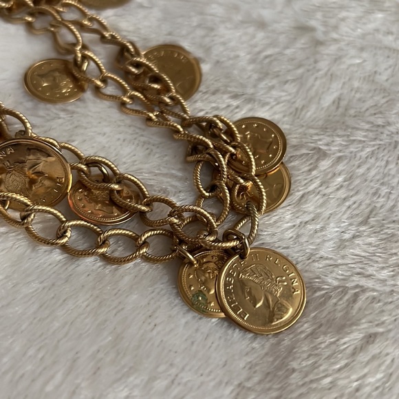 Vintage gold toned chain and coin belt - Picture 3 of 4